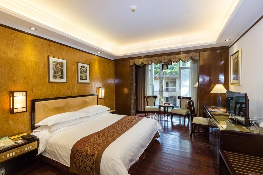 Yihe Hotel Guangzhou Exterior photo