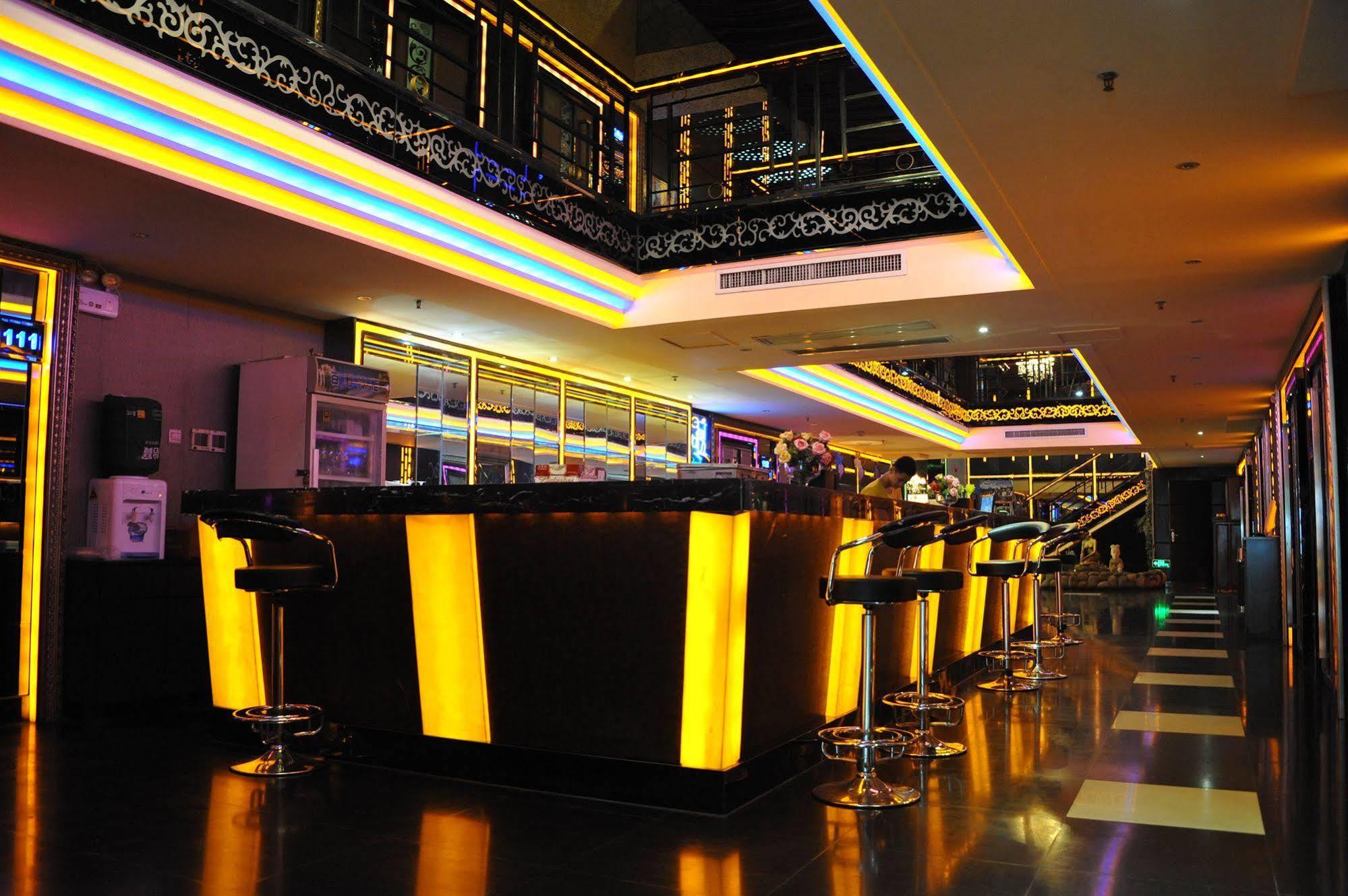 Yihe Hotel Guangzhou Exterior photo