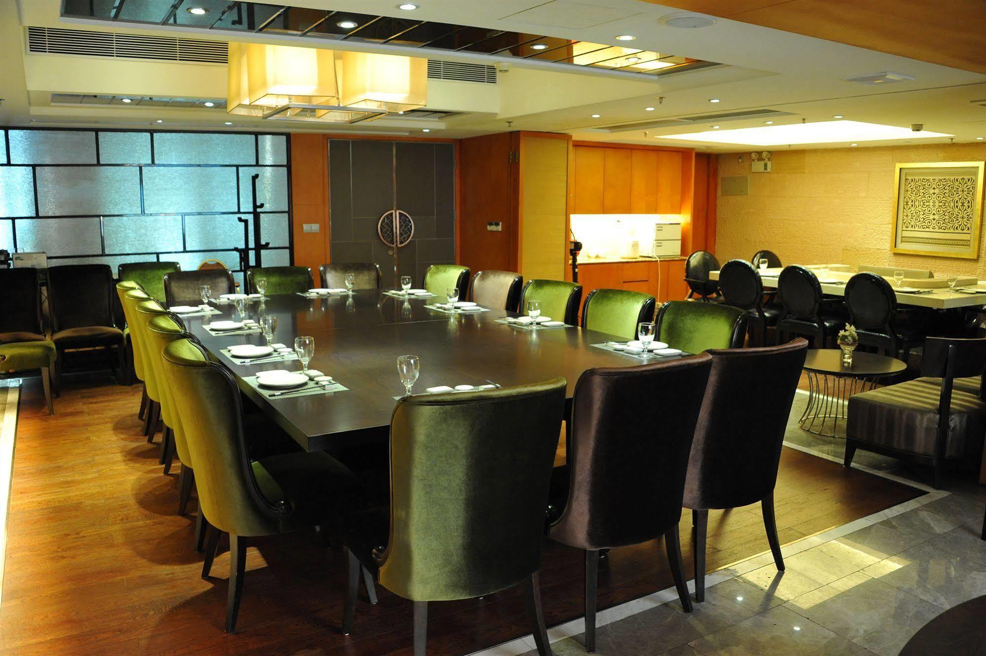 Yihe Hotel Guangzhou Exterior photo