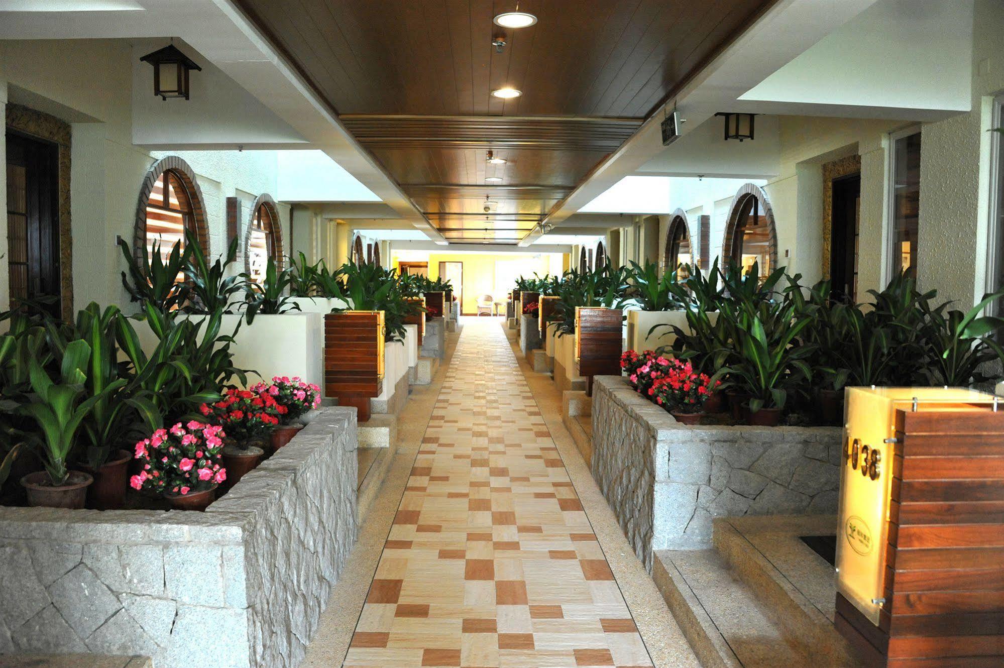 Yihe Hotel Guangzhou Exterior photo