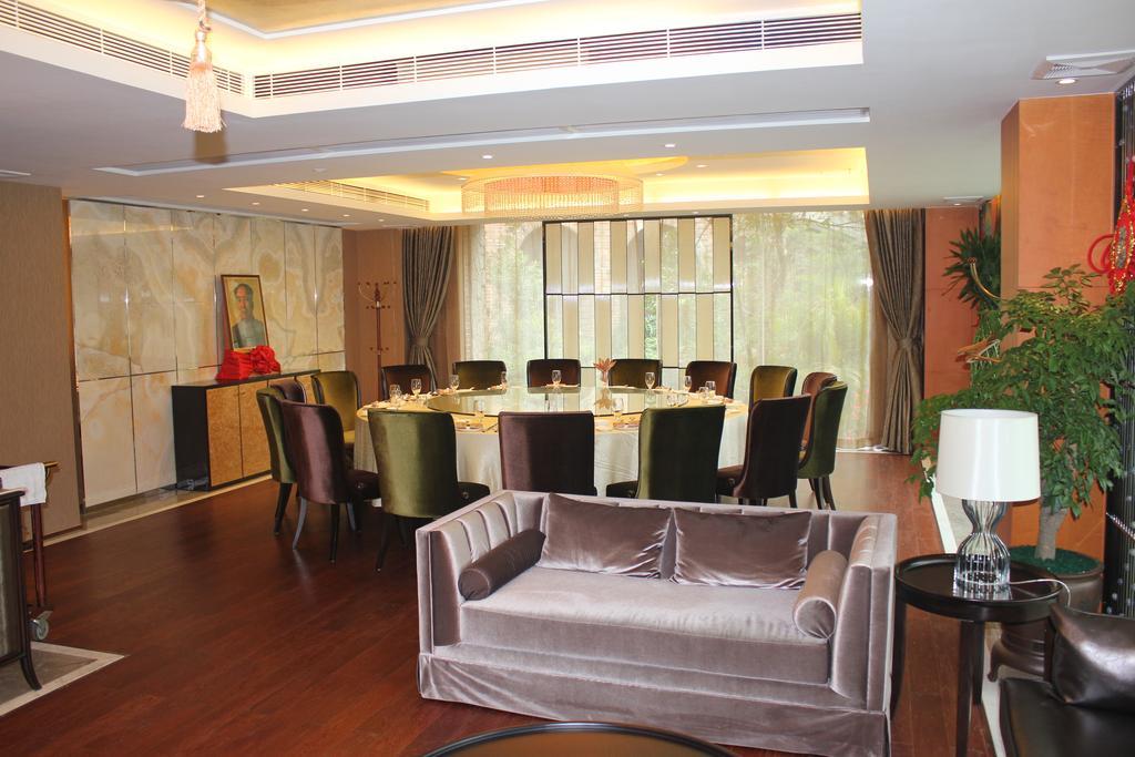 Yihe Hotel Guangzhou Exterior photo